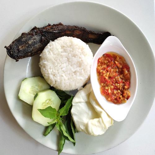 Nasi Lele